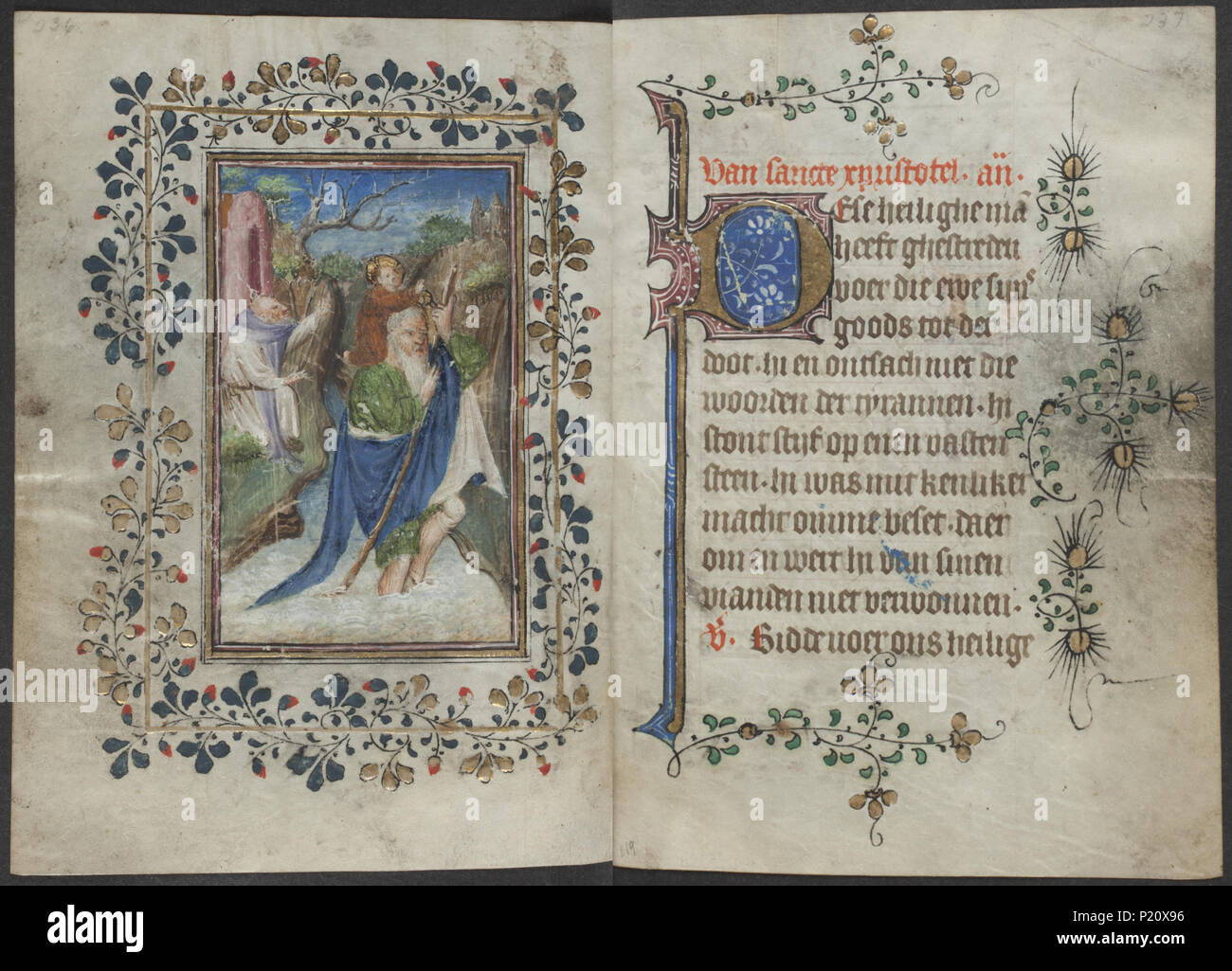 . Buch der Stunden vom Meister des Zweder van Culemborg - KB 79 K 2-Folios 118v (links) und 119 r (rechts). Linken seite Folio 118 v und rechten Seite Folio 119 r aus dem Buch von Stunden durch Master (s) von Zweder van Culemborg Illuminationen auf der linken Folio 118 v Die ganzseitige Miniatur zeigt St. Christopher der Christus Kind trägt, ein Einsiedler ihn mit einer Lampe St. Christopher, mit dem Kind Christus auf seinen Schultern, das Waten durch das Wasser und seine Mitarbeiter (Palm-Tree); manchmal ein Einsiedler steht auf dem weitere Bank neben einer Kapelle, eine Laterne in der Hand (11 UHR (Christopher) 51). zw. Stockfoto