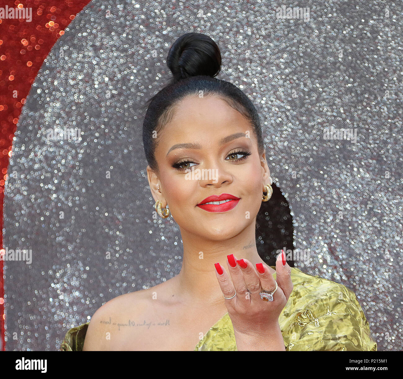 London, Großbritannien. 13. Juni 2018. Rihanna, Ozeane 8 - Europäische Premiere, Leicester Square, London, UK, 13. Juni 2018, Foto von Richard Goldschmidt Credit: Rich Gold/Alamy leben Nachrichten Stockfoto