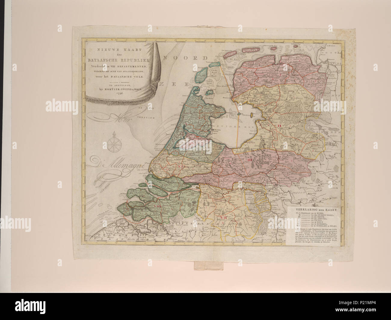 . Nieuwe kaart der Bataafsche Republiek, verdeeld in VIII Departementen, volgens de acte van staatsregeling voor het Bataafsche Volk. [C. 1:600.000]. 1798 XUBAKZL 12A 9 013, 3/29/12, 4:54 PM, 8C, 7992 x 10656 (0+0), 100 %% %%, JUNI 2011 PPRO, 1/120 s, R 55.3, G 22.5, B 20.0 190 Karte - Sondersammlungen Universität Amsterdam - OTM - HB-KZL I2A9 (13) Stockfoto