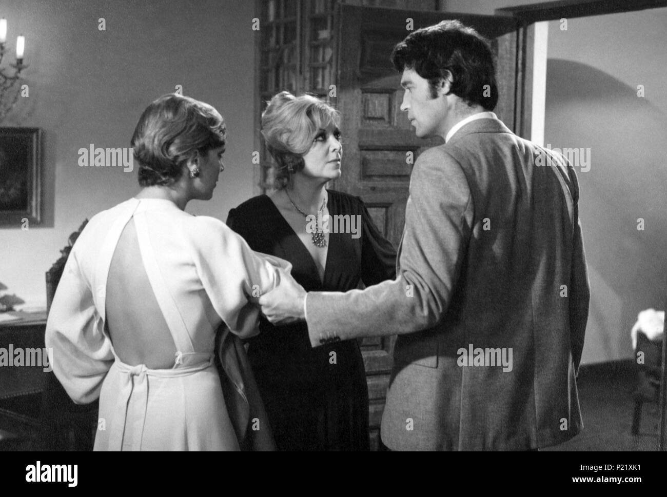 Original Film Titel: UNA MUJER PROHIBIDA. Englischer Titel: UNA MUJER PROHIBIDA. Regisseur: JOSÉ LUIS RUIZ MARCOS. Jahr: 1974. Stockfoto
