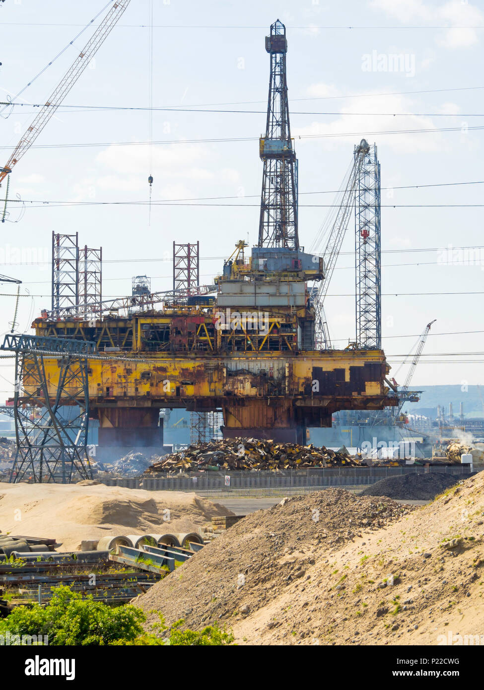 Oberschale Deck der Shell Brent Delta Produktionsplattform während Recycling in der Lage de Anlage in Seaton Carew Fortschritte 13 Monate nach Arriv Stockfoto