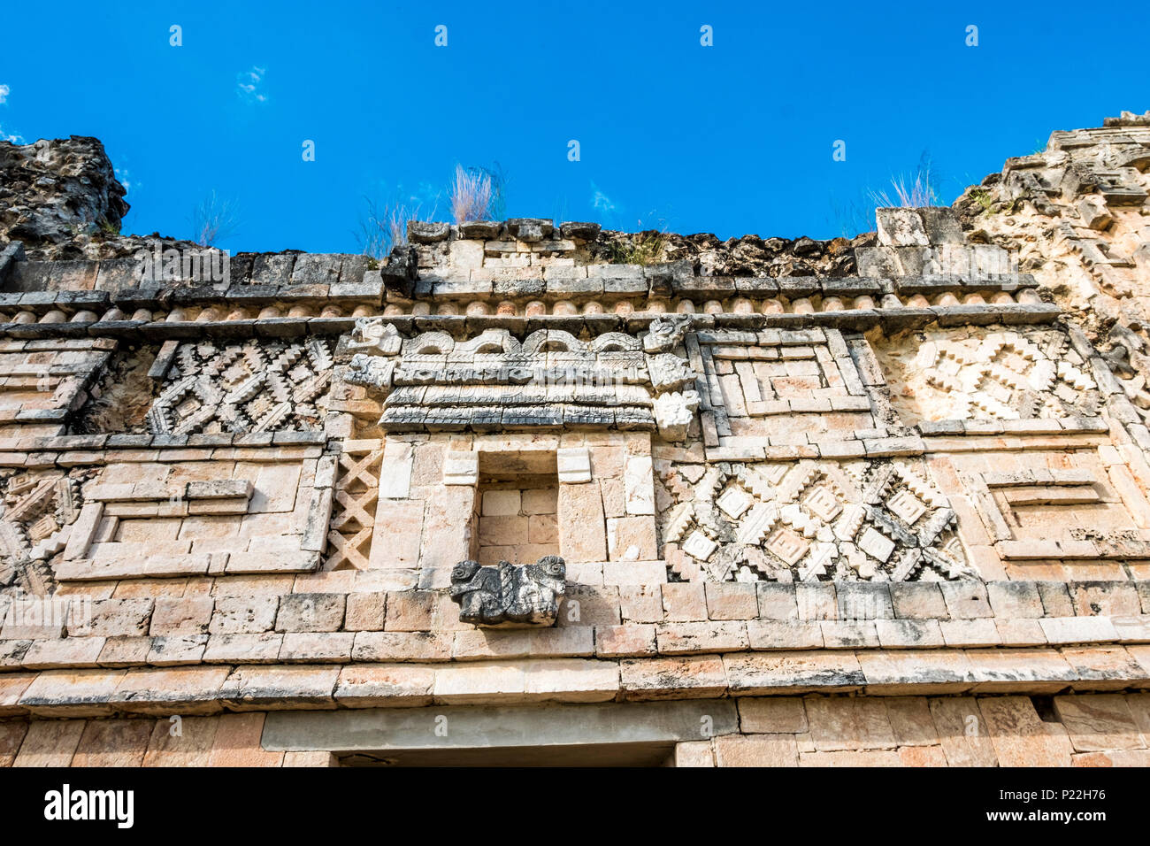Alten Maya Ruinen, Nonnenkloster Viereck, Uxmal Archäologische Stätte, Yucatan, Mexiko Stockfoto