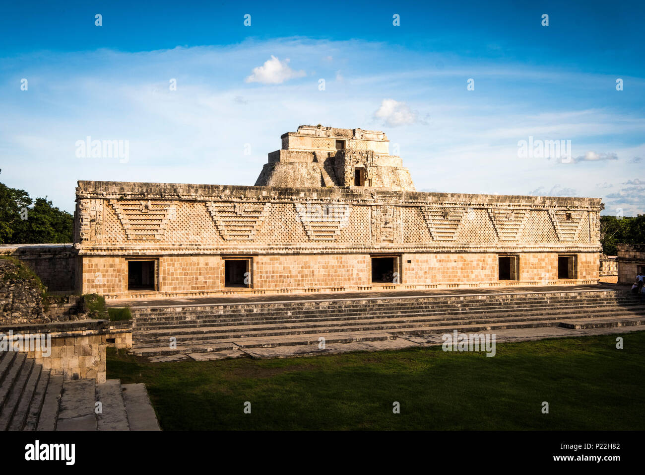 Alten Maya Ruinen, Nonnenkloster Viereck, Uxmal Archäologische Stätte, Yucatan, Mexiko Stockfoto