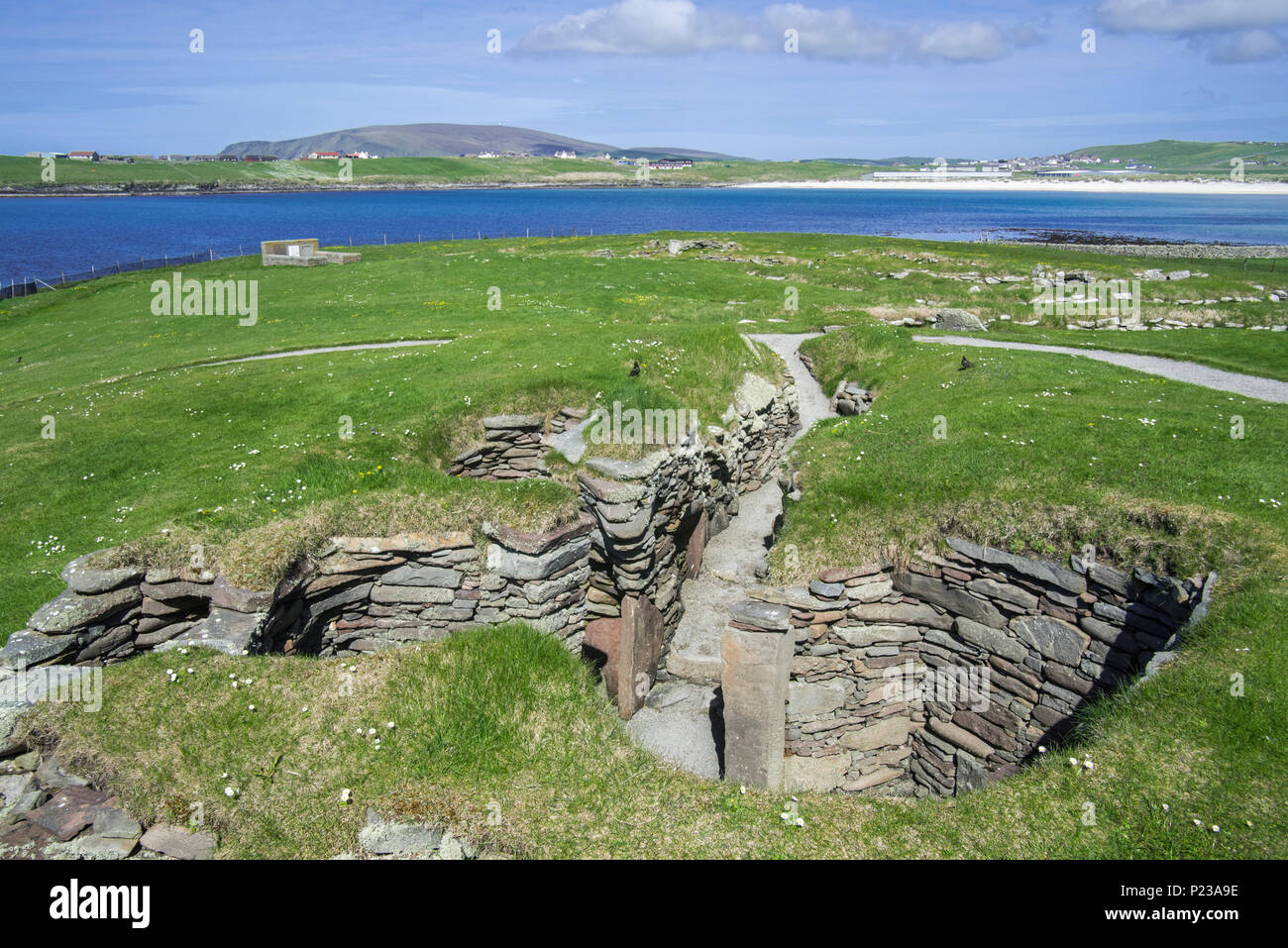 Bleibt der earthhouse in Jarlshof, archäologische Stätte mit prähistorischen und nordischen Siedlungen in Sumburgh, Shetland Inseln, Schottland, Großbritannien Stockfoto