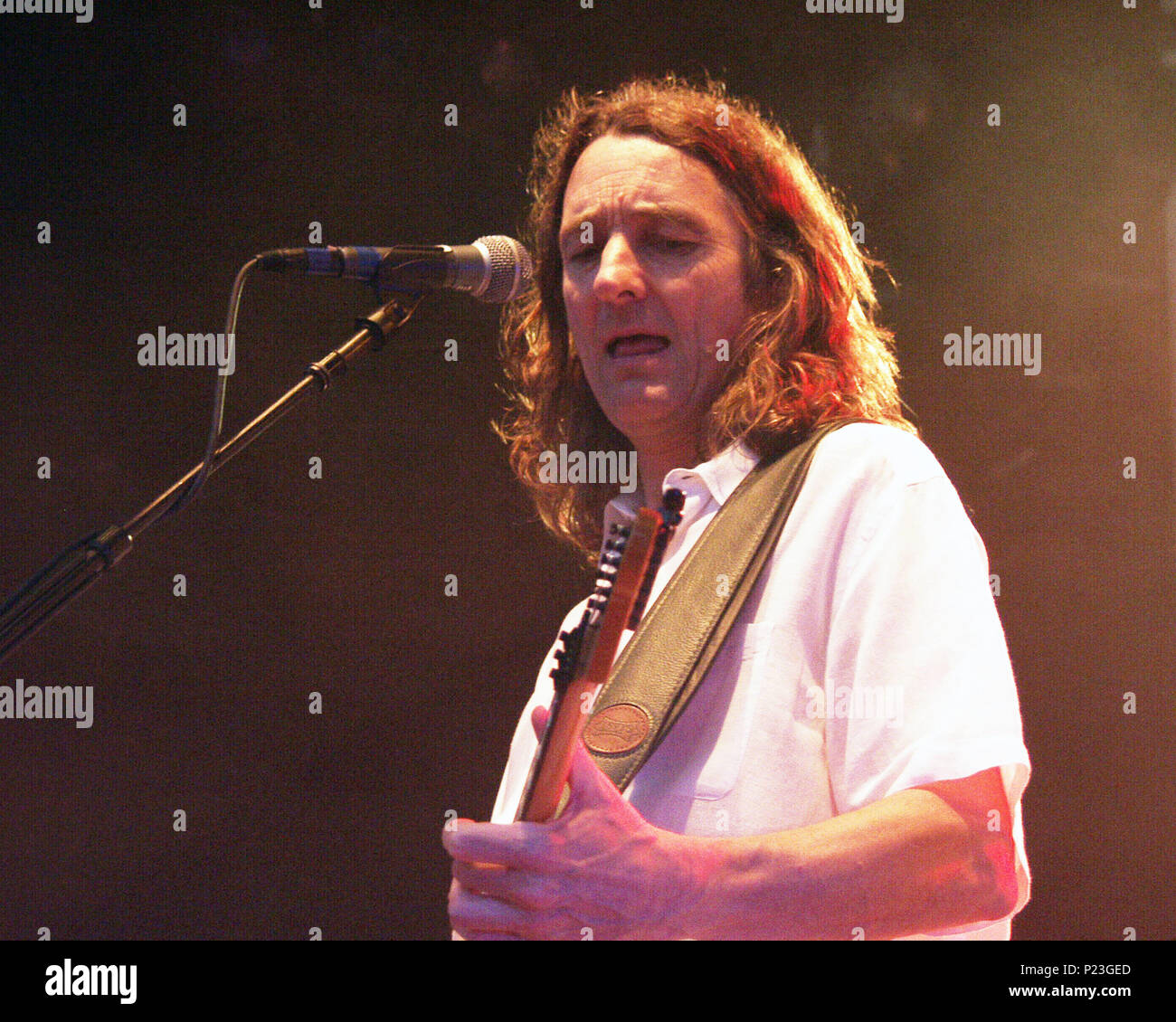 ATLANTA, GA - 13. August: Supertramp Roger Hodgson führt mit Ringo Starr und seine All-Starr Band Chastain Park Amphitheater in Atlanta, Georgia am 13. August 2001. Quelle: Chris McKay/MediaPunch Stockfoto