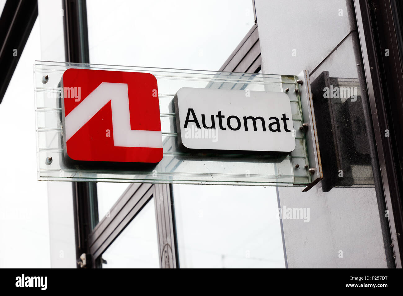 Kopenhagen, Dänemark - 24 August, 2017: Beschilderung über eine ATM ich Innenstadt in der Nähe des Hauptbahnhof in Kopenhagen. Stockfoto