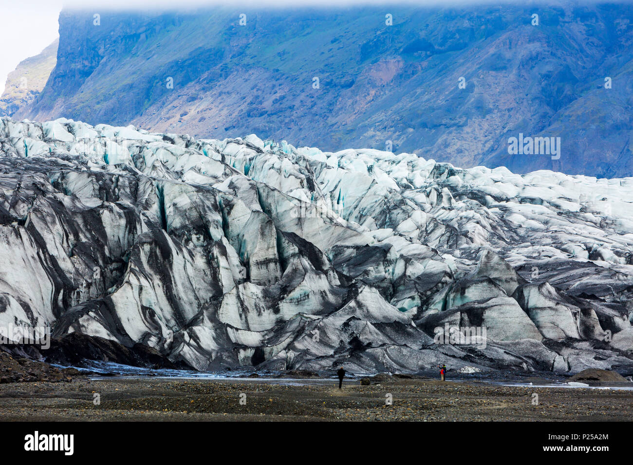 Asche bedeckt Skaftafellsjokull Gletscher Vatnajökull National Park, Island Stockfoto