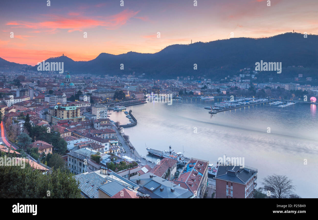 Sonnenuntergang am Comer See, Comer See, Lombardei, Italien, Europa Stockfoto