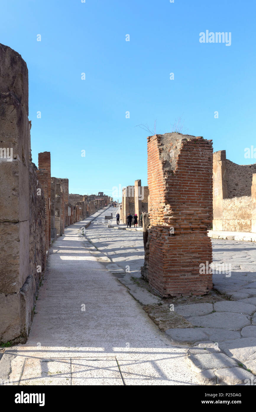 Avenue des antiken Pompeji, Neapel, Kampanien, Italien Stockfoto