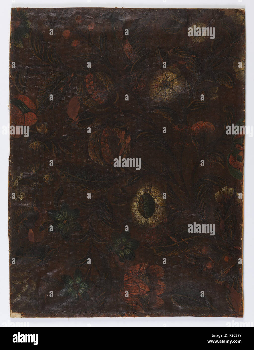 . Englisch: Leder. Englisch: Granatäpfel und florale Muster, Farn - wie Laub, auf gestanztem Boden gemalt. . Vor 1903 (Eingangsdatum) 173 Leder (CH) 18136865 Stockfoto
