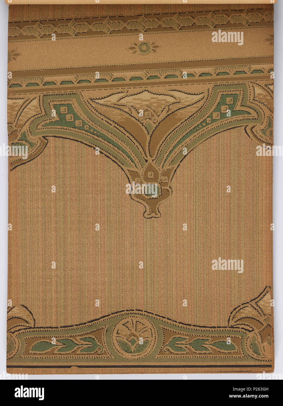 . Englisch: Musterbuch (USA), Ca. 1915. Deutsch: 179 Seiten (inkl. Top Grenzen; nicht. inkl. angeschlossenen unteren Grenzen oder Fabric swatches) Tapestry, Landschaft, Raufaser und Haferflocken Papiere, viele Ton in Ton. Einige Seitenwände haben die oberen und unteren Grenzen. Einige haben Tiffany und Flitter Grenzen. Hoher Hinterschnitt, Grenzen sowie die Grenzen schneiden. Einige Seitenwände sind eingeprägt und/oder Leder simulieren gedruckt. Einige haben passende Fabric swatch befestigt. Einige Grenzen haben das Aussehen der Airbrush. Einige Seitenwände erscheinen Intaglio gedruckt werden. Florale Streifenmuster für Schlafzimmer und Stockfoto