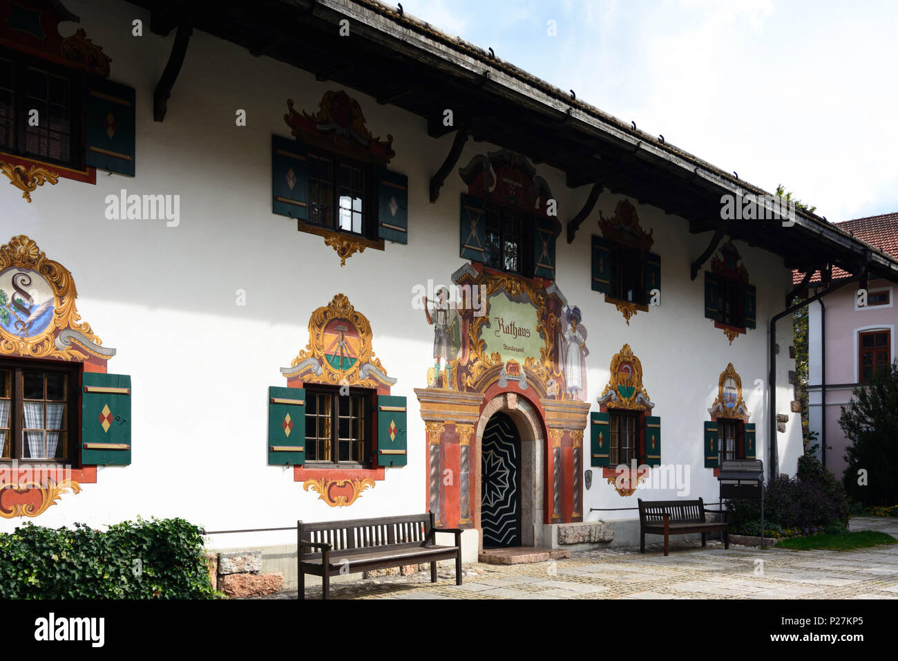 Ruhpolding, Rathaus mit traditionellen Gemälden 'Lüftl-Malerei', Oberbayern, Chiemgau, Oberbayern, Bayern, Deutschland Stockfoto