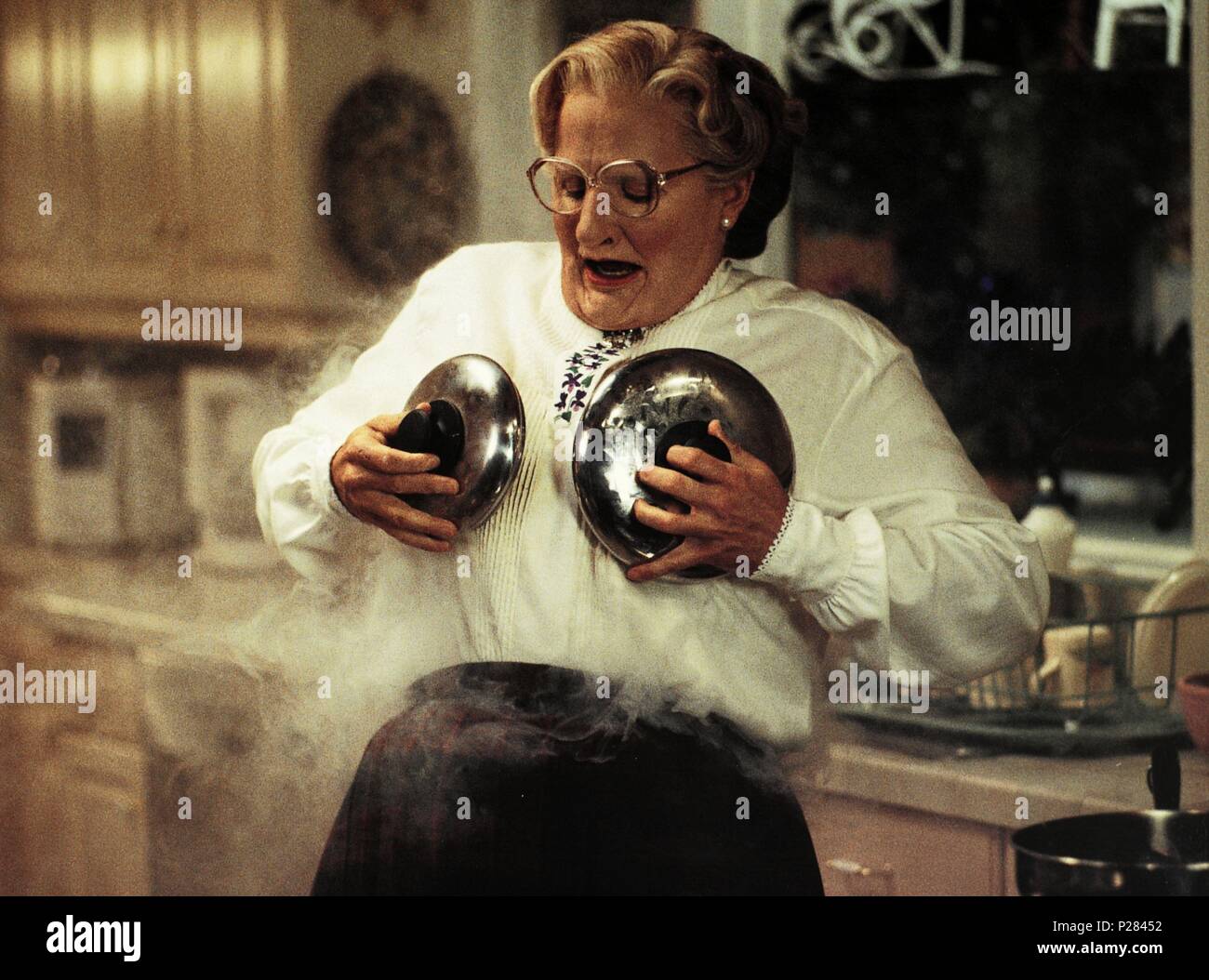 Original Film Titel: Frau. DOUBTFIRE. Englischer Titel: MRS. DOUBTFIRE. Regisseur: CHRIS COLUMBUS. Jahr: 1993. Stars: Robin Williams. Quelle: 20th Century Fox/Album Stockfoto