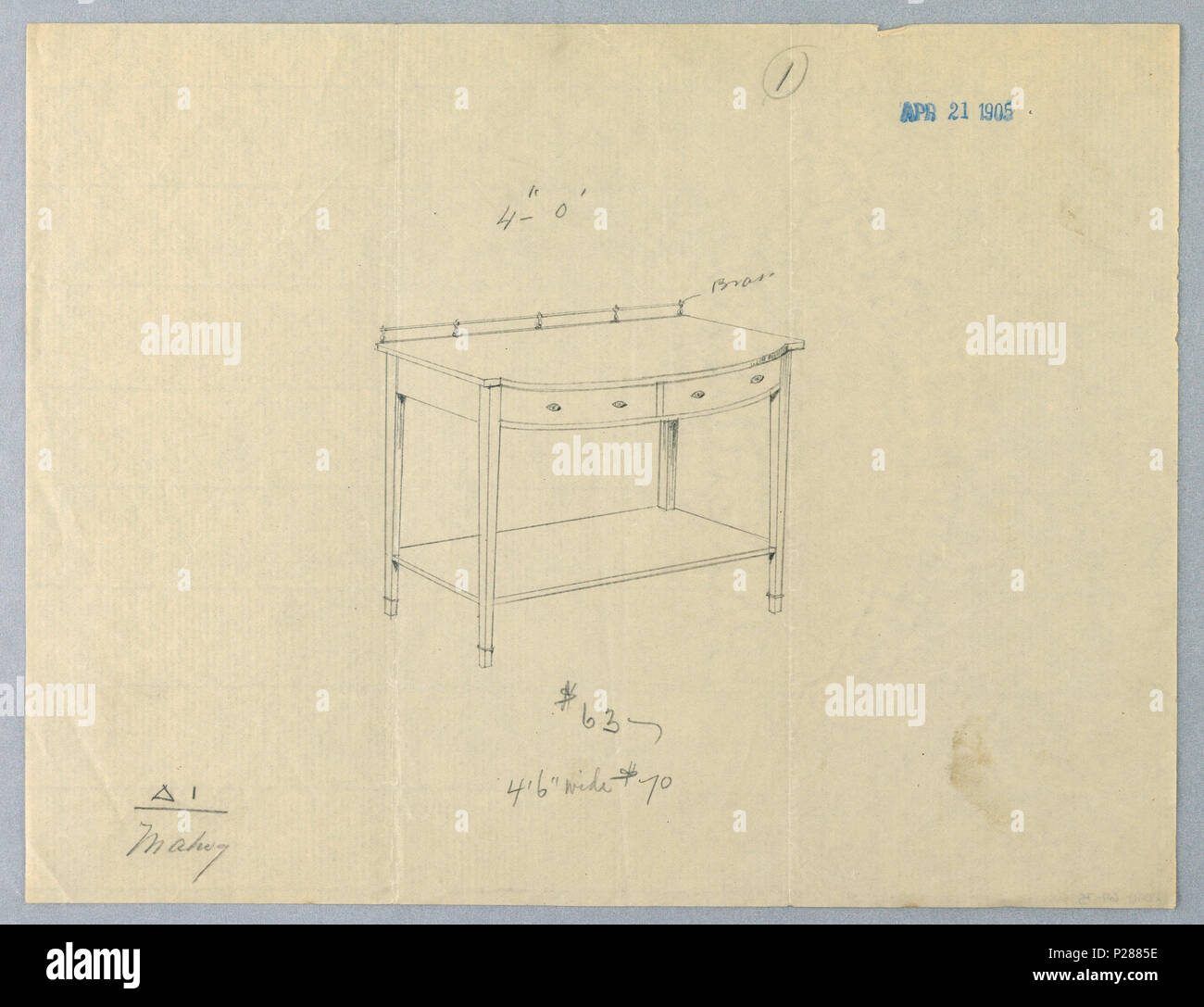 . Englisch: Zeichnen, Design für Serviertisch mit konvexen Vorne, 21. April 1905. Englisch: länglicher Körper mit konvexen vorne, 2 Schubladen und auf 4 gerade spitz Beine angehoben; rechteckig Fachboden misst gerade über dem Boden; Messing Geländer auf der Rückseite der Tischplatte. . 21. April 1905 103 Zeichnen, Design für Serviertisch mit konvexen Vorne, April 21, 1905 (CH) 18680683 Stockfoto