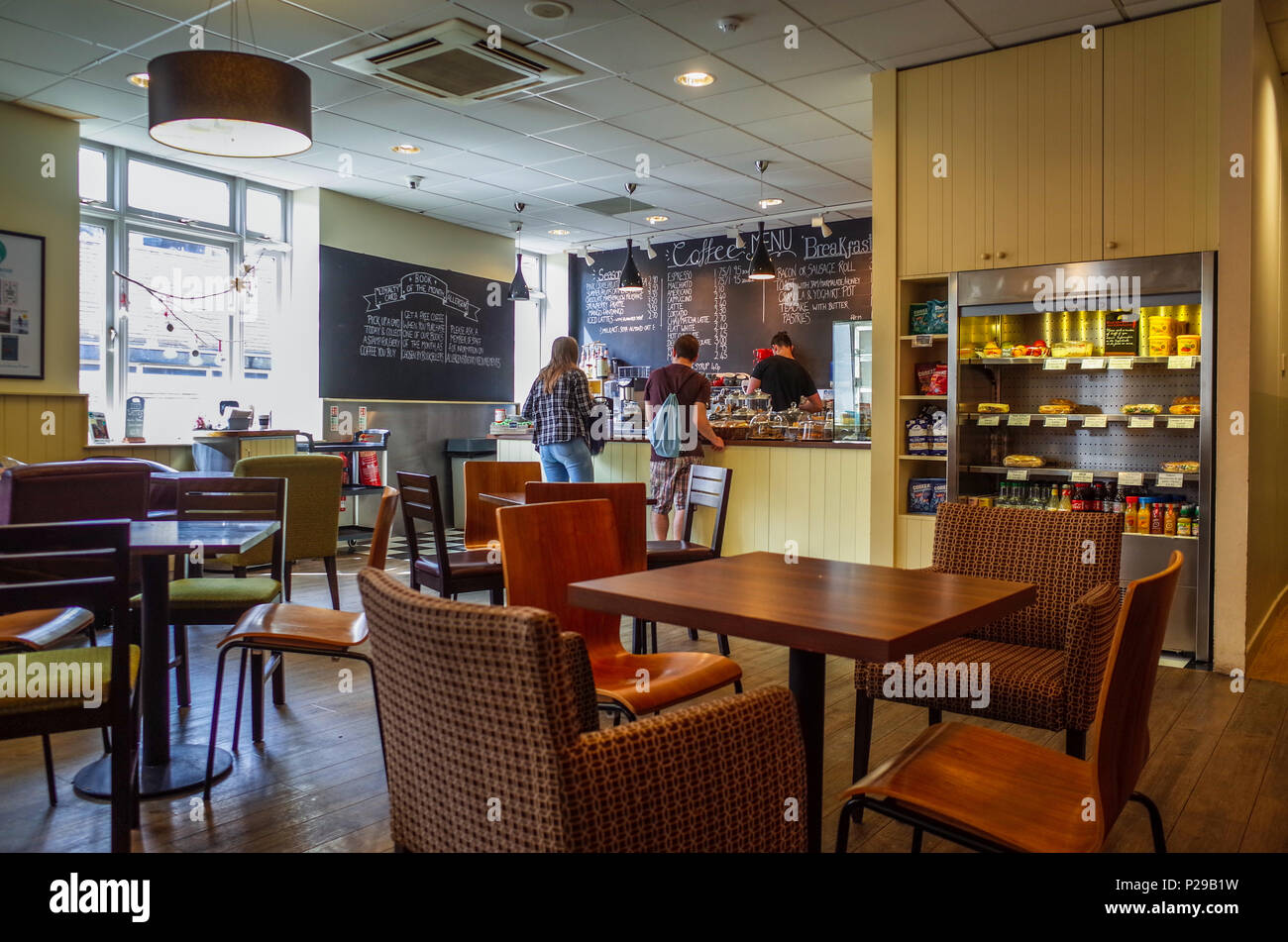 Waterstones Café - Das Café an der Waterstones Book Shop in Norwich, Großbritannien Stockfoto
