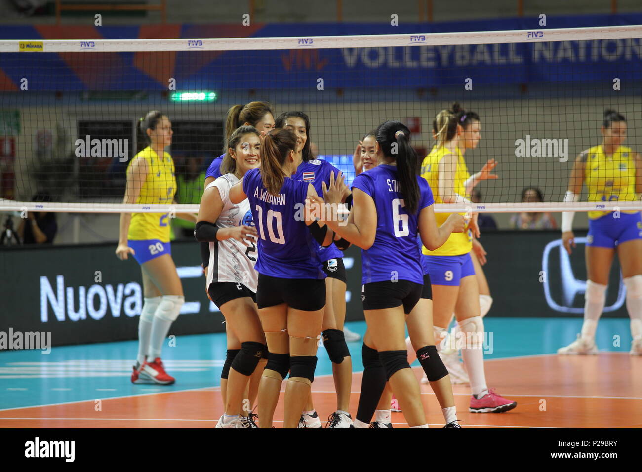 Brasilien frauen volley team Fotos und Bildmaterial in hoher