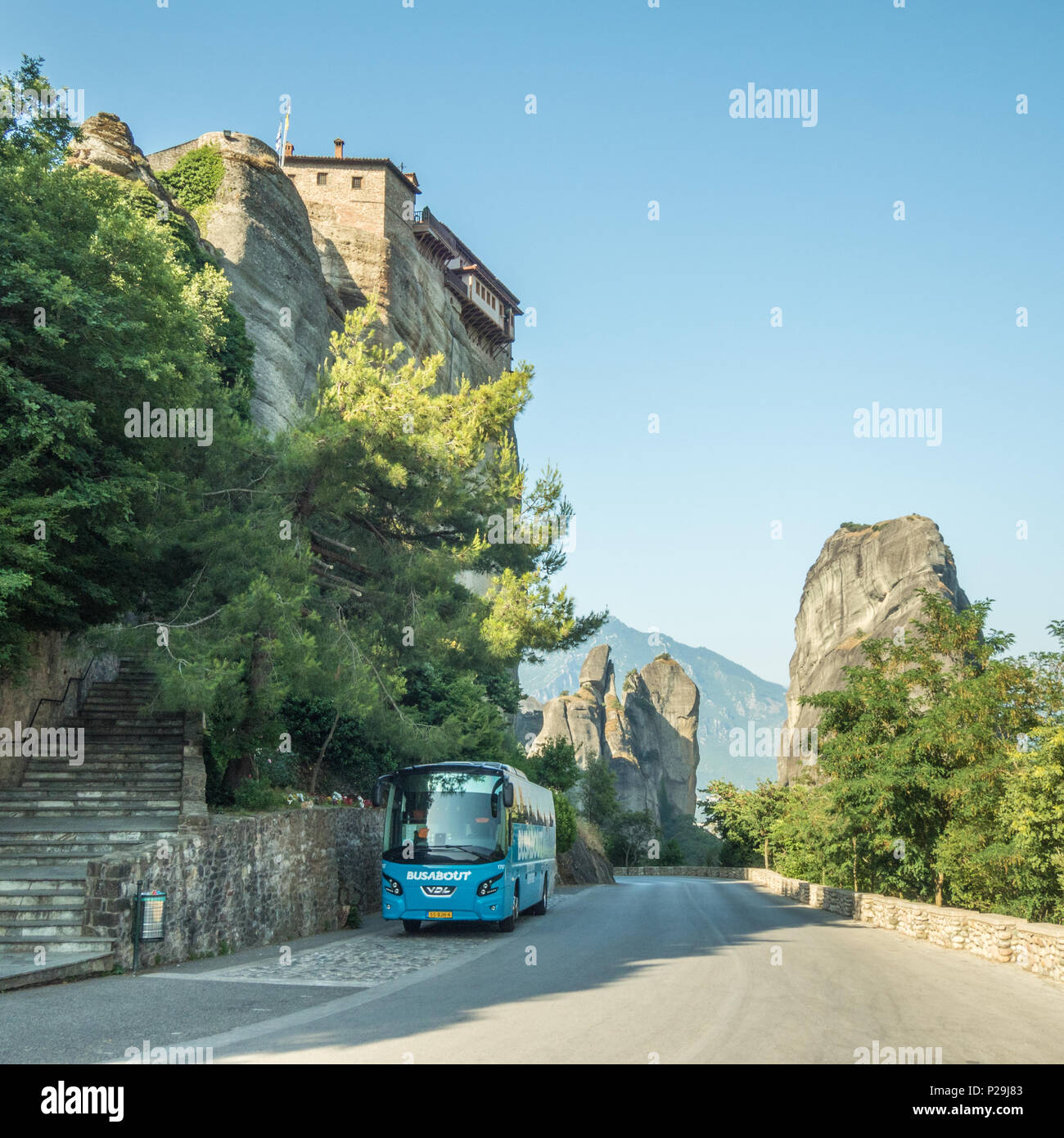 Meteora, Kalampáka, Griechenland, wo Orthodoxe Klöster auf natürlichen Pfeilern sitzen. Stockfoto