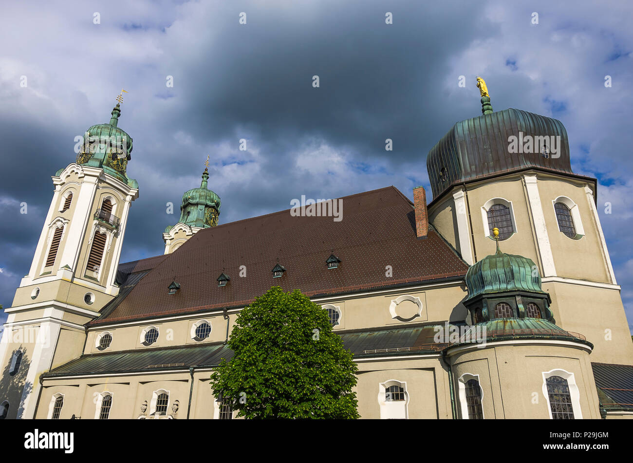 Pfarrkirche St. Peter und Paul in Lindenberg im Allgäu, Bayern, Deutschland. Stockfoto