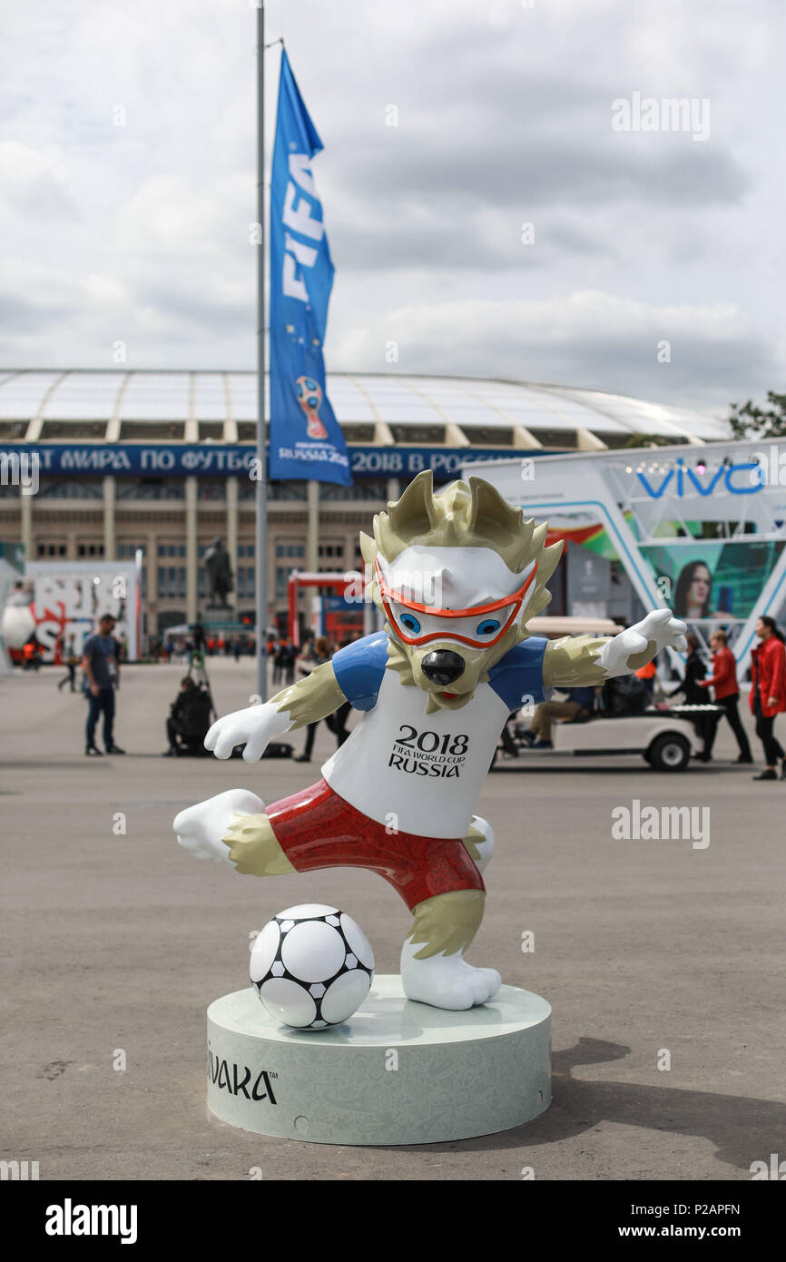 Maskottchen Der Fussball Wm 2018 Codycross World cup mascot -Fotos und -Bildmaterial in hoher Auflösung - Seite 2