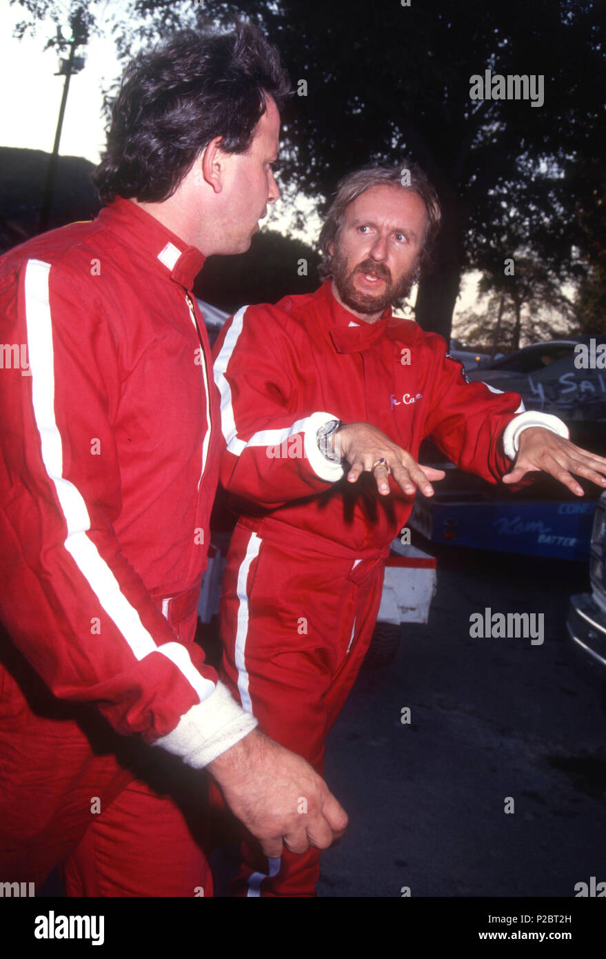 SAUGUS, CA - 12. Oktober: Regisseur James Cameron nimmt Reid Rondell Berühmtheit Straße Rennen am 12. Oktober 1991 in Saugus Speedway in Saugus, Kalifornien. Foto von Barry King/Alamy Stock Foto Stockfoto