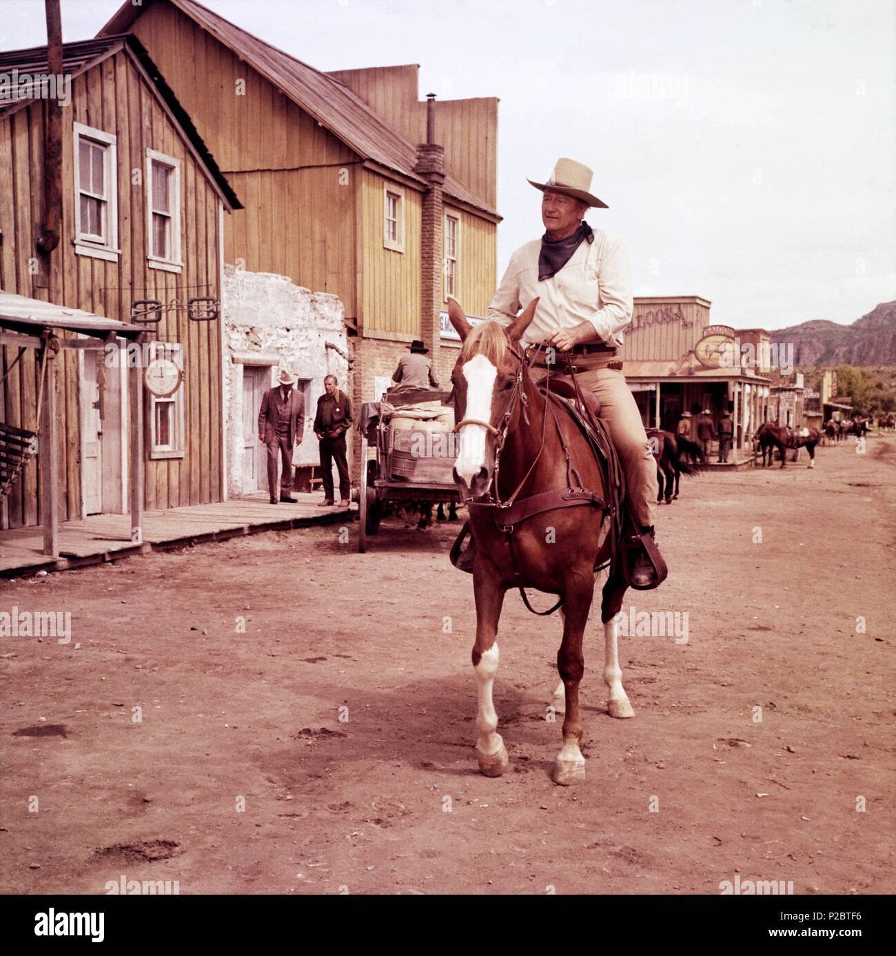 Original Film Titel: CHISUM. Englischer Titel: CHISUM. Regisseur: ANDREW V. MCLAGLEN. Jahr: 1970. Stars: JOHN WAYNE. Quelle: Warner/BATJAC/Album Stockfoto