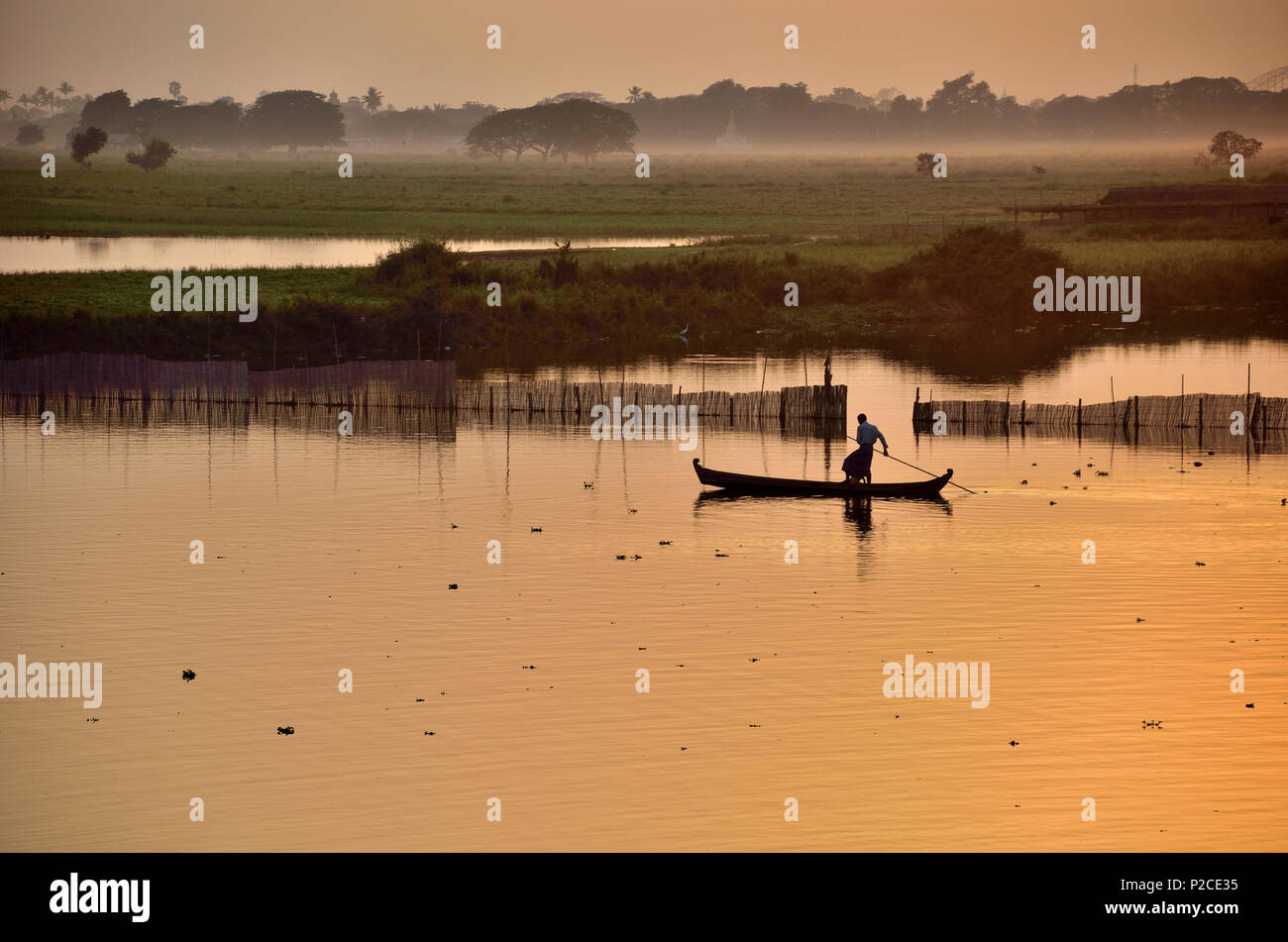 Amarapura, Taung Tha Mann See Stockfoto