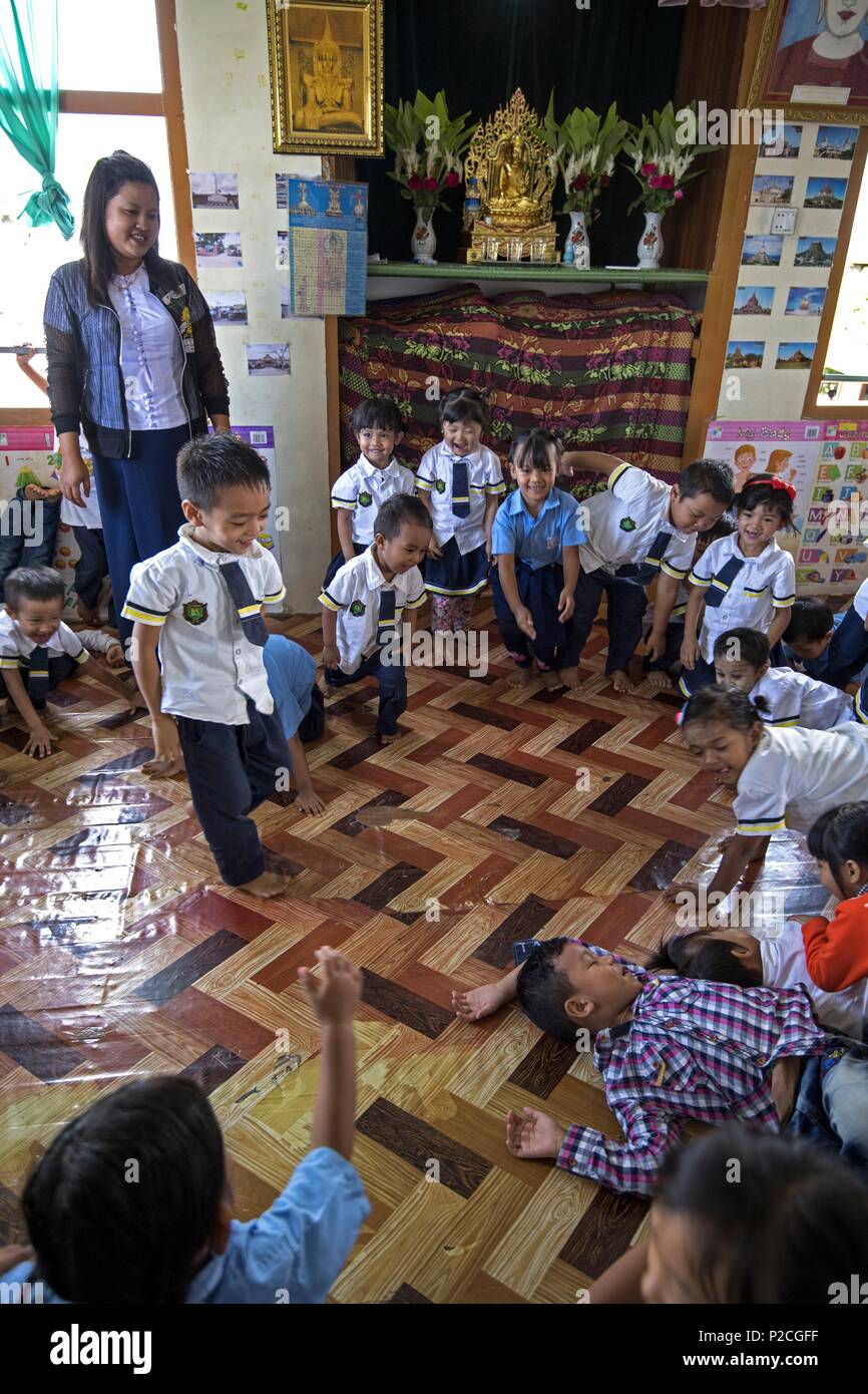 Myanmar, Shan Staat, Taunggyi, Nyaungshwe, hellen Stern Vorschule Stockfoto