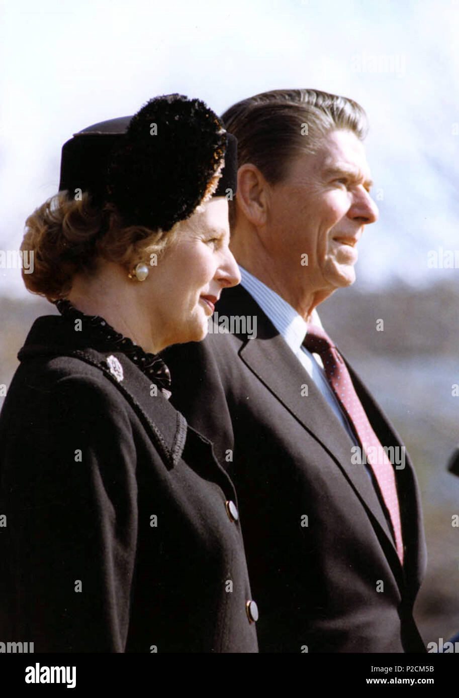 . Margaret Thatcher und Ronald Reagan. 26. Februar 1981. Diese Datei fehlt, Informationen zum Autor. 62 Thatcher und Reagan c 872-9 Stockfoto . Margaret Thatcher und Ronald Reagan. 26. Februar 1981. Diese Datei fehlt, Informationen zum Autor. 62 Thatcher und Reagan c 872-9 Stockfoto