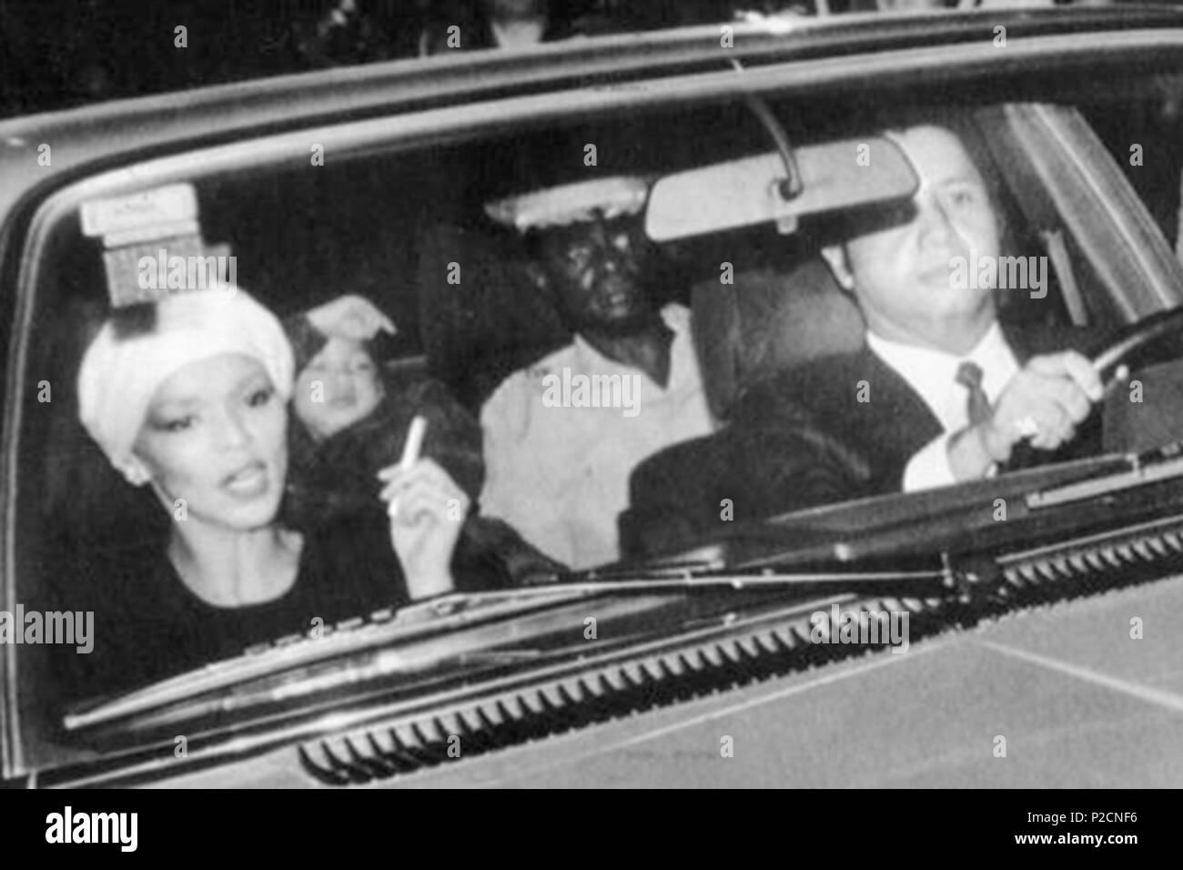 . Englisch: ein Foto, der inzwischen verstorbene Jean-Claude Duvalier und seine damalige Frau, Michele, Haiti auf der Flucht. 7. Februar 1987. Unbekannt 20 Flucht Duvaliers Stockfoto