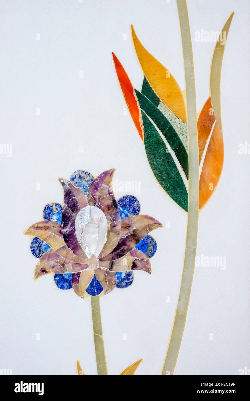 Die Vereinigten Arabischen Emirate, Abu Dhabi, Sheikh Zayed Moschee, aus dem Namen des ersten Präsidenten der Vereinigten Arabischen Emirate, Scheich Zayed ben Sultan Al Nahyane, um mehr als 40 000 Menschen besucht werden kann Stockfoto