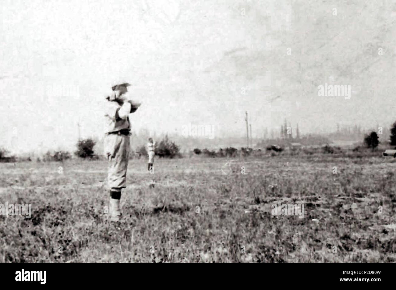 . Englisch: Frank Howell. Historische Bilder von Beaverton, Oregon. . Unbekannter Fotograf 21 Frank Howell (Beaverton, Oregon Historische Fotogalerie) (325) Stockfoto