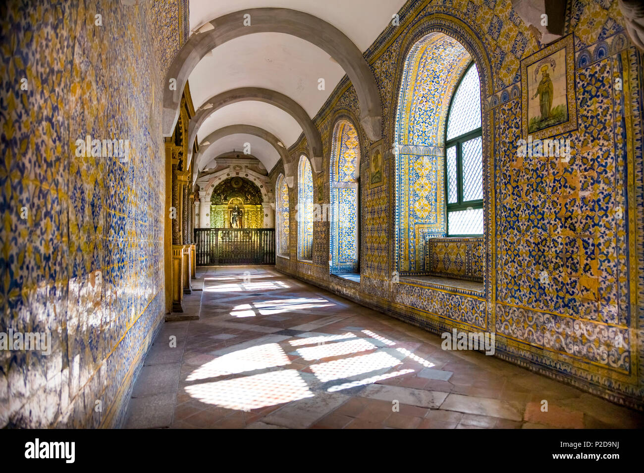 Kreuzgang, Regionalmuseum in Kloster Nossa Senhora da Conceicao, Beja, Alentejo, Portugal Stockfoto