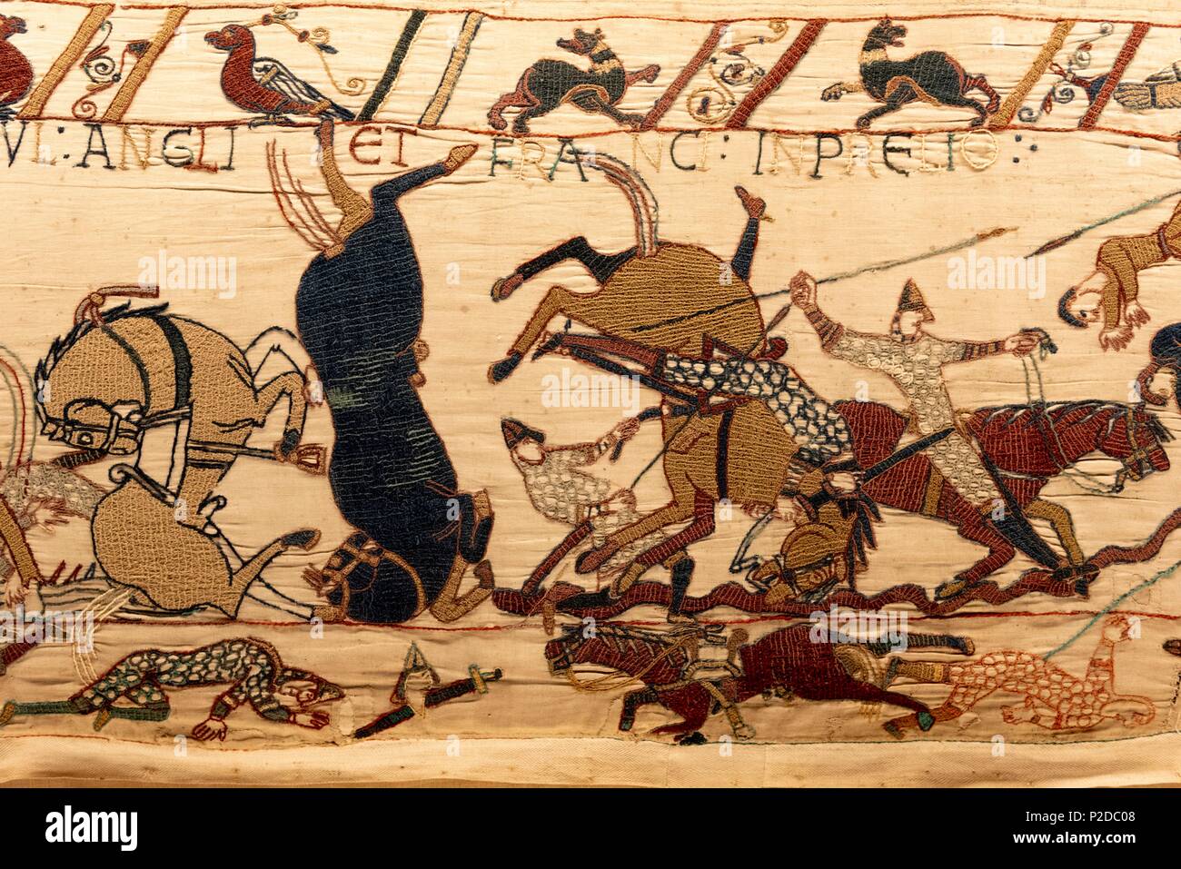 Frankreich, Calvados, Bayeux, Tapestry Museum, Teppich von Bayeux, Königin  Mathilde Wandteppich, als Weltkulturerbe von der UNESCO, Schlacht von  Hastings, Französische Ritter gegen englische Soldaten Stockfotografie -  Alamy