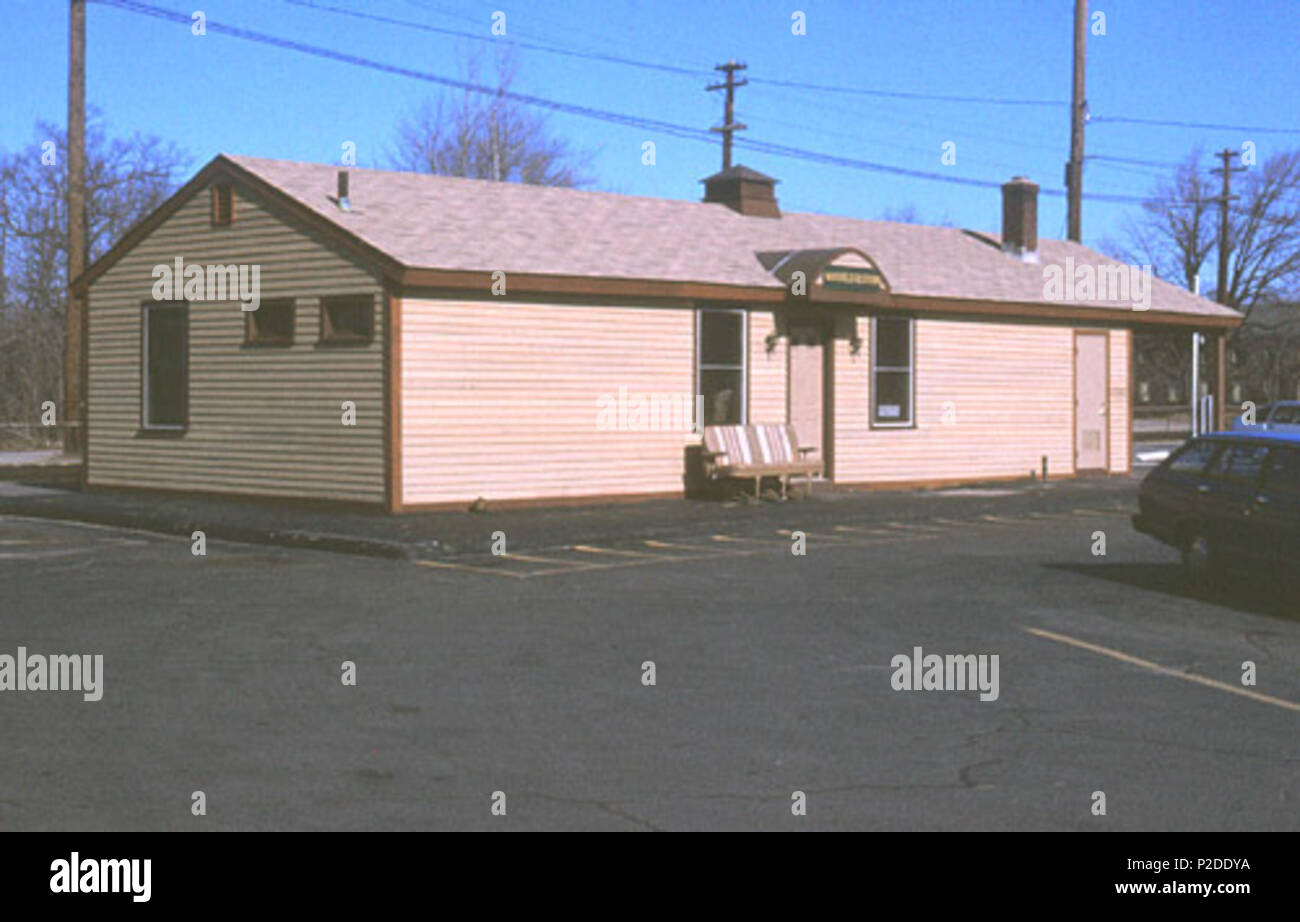 . Englisch: Mansfield Station im März 1985. Der 'temporären' Station in 1955 bis 2004. Im Mai 1985 übernommen. Hikki Nagasaki 33 Mansfield station (2), März 1985 Stockfoto
