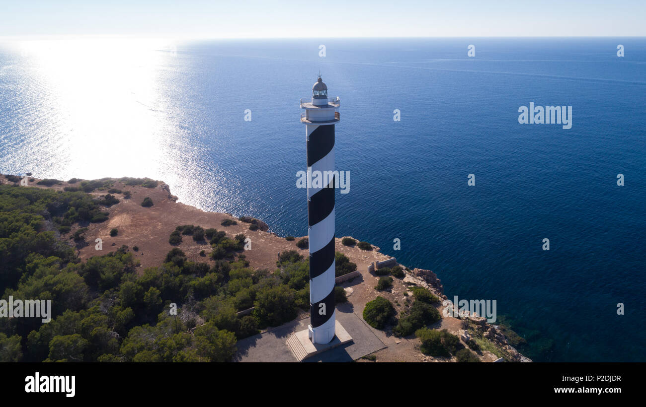 Licht Haus an der Küste von einen wunderschönen Blick aufs Meer Stockfoto