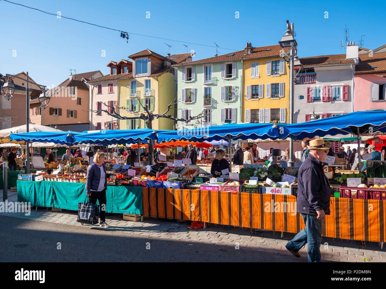 Frankreich, Hautes-Alpes, Spalt-, Abteilungs-, Markt Tag auf Republique Stockfoto