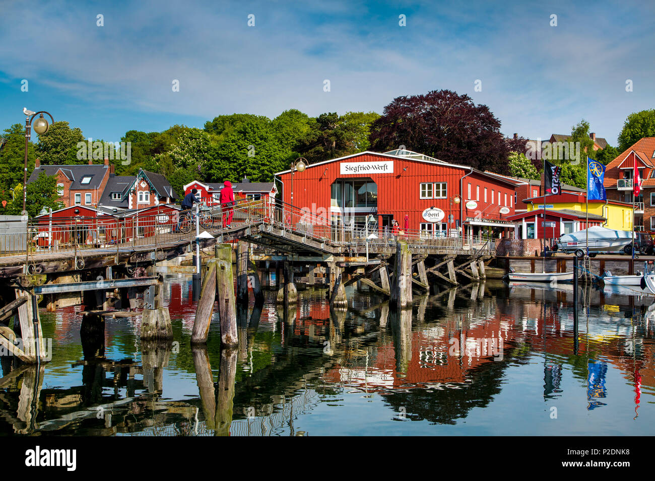 Hafen mit Holzbrücke, Eckernförde, Ostsee, Rendsburg-Eckernfoerde ...