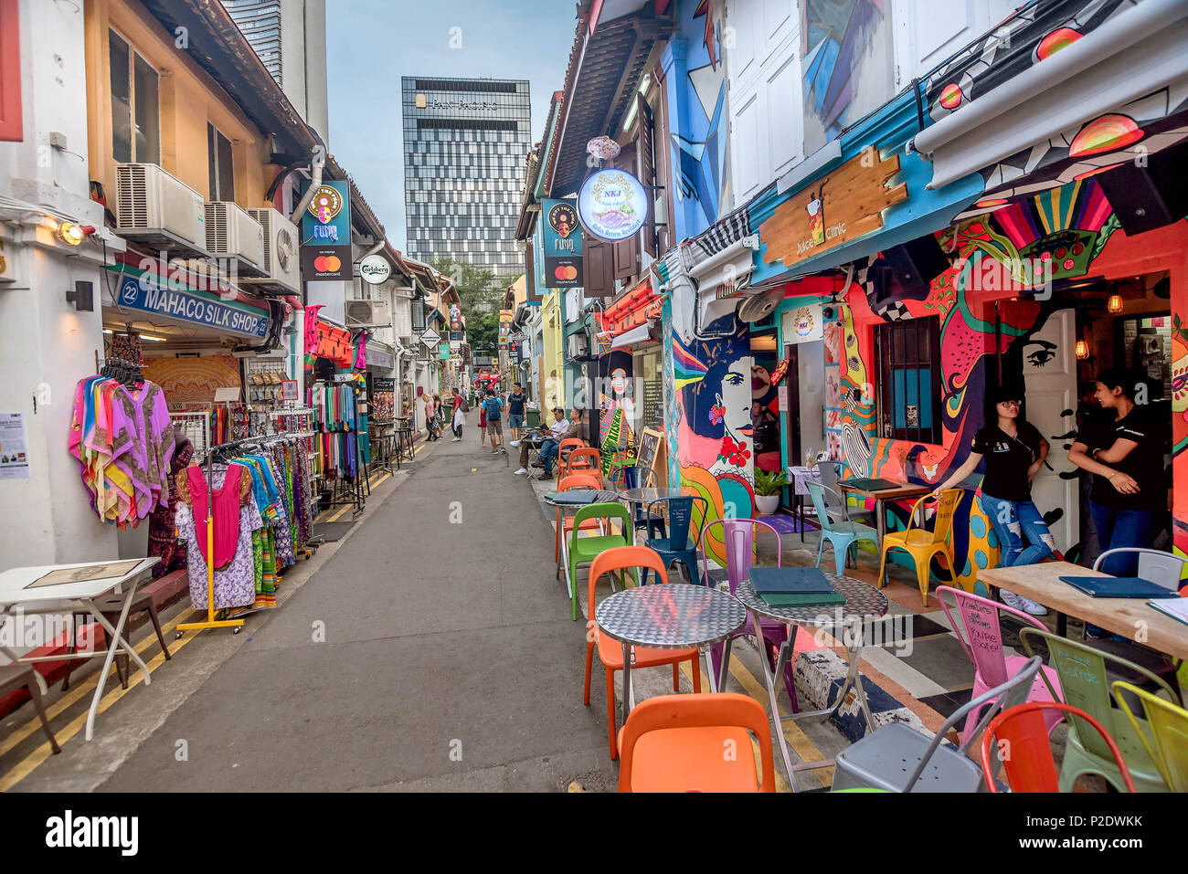 Haji Lane In Kampong Glam Ist Singapur Mekka Der Mode Boutiquen Stockfotografie Alamy