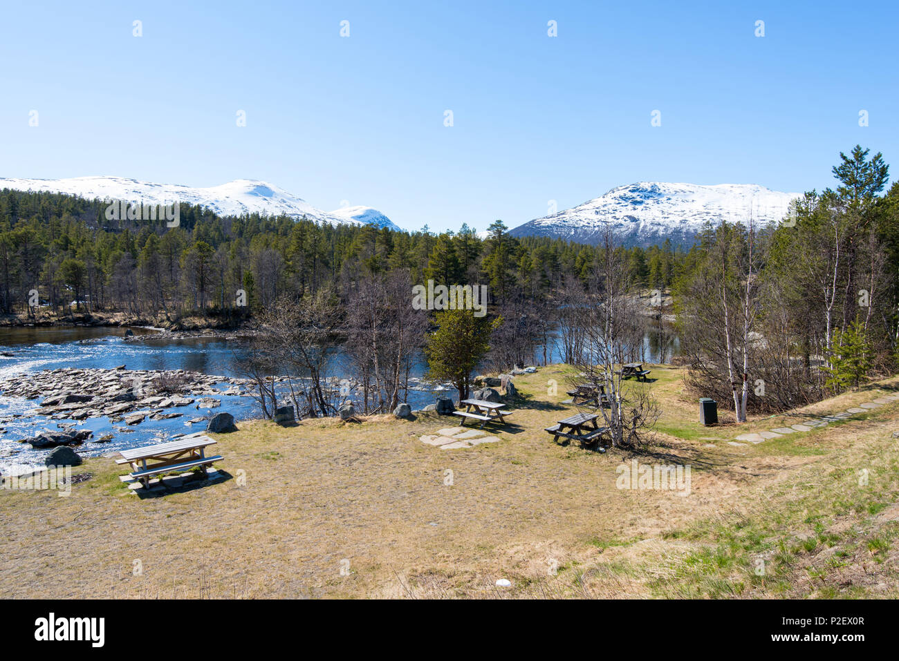 Feder, Fluss, Gebirge, Ruhestätte, Romsdal, Norwegen, Europa Stockfoto