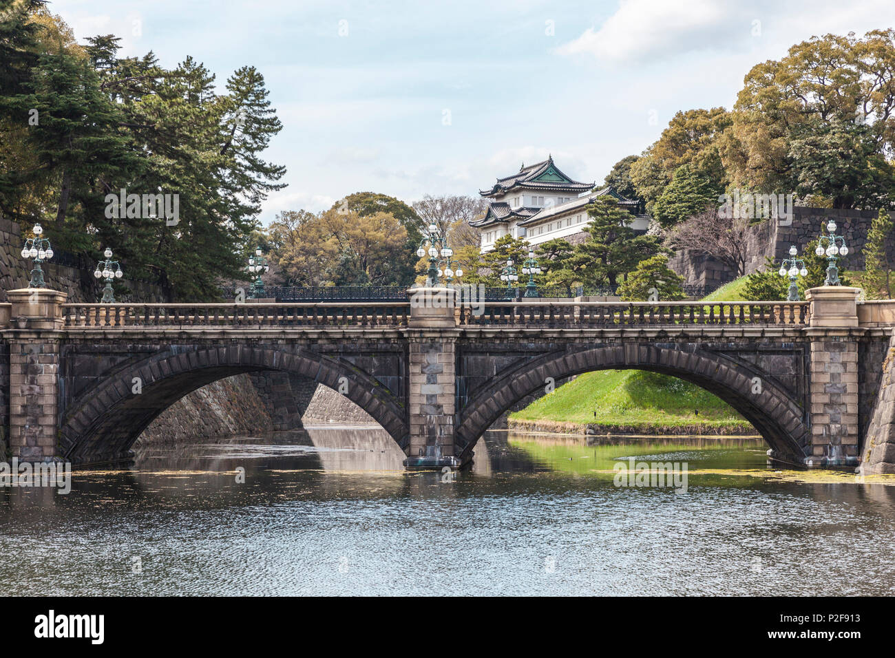 Nijubashi Brücke und Fushimi-Yagura Turm des Imperial Palace, Chiyoda-ku, Tokyo, Japan Stockfoto