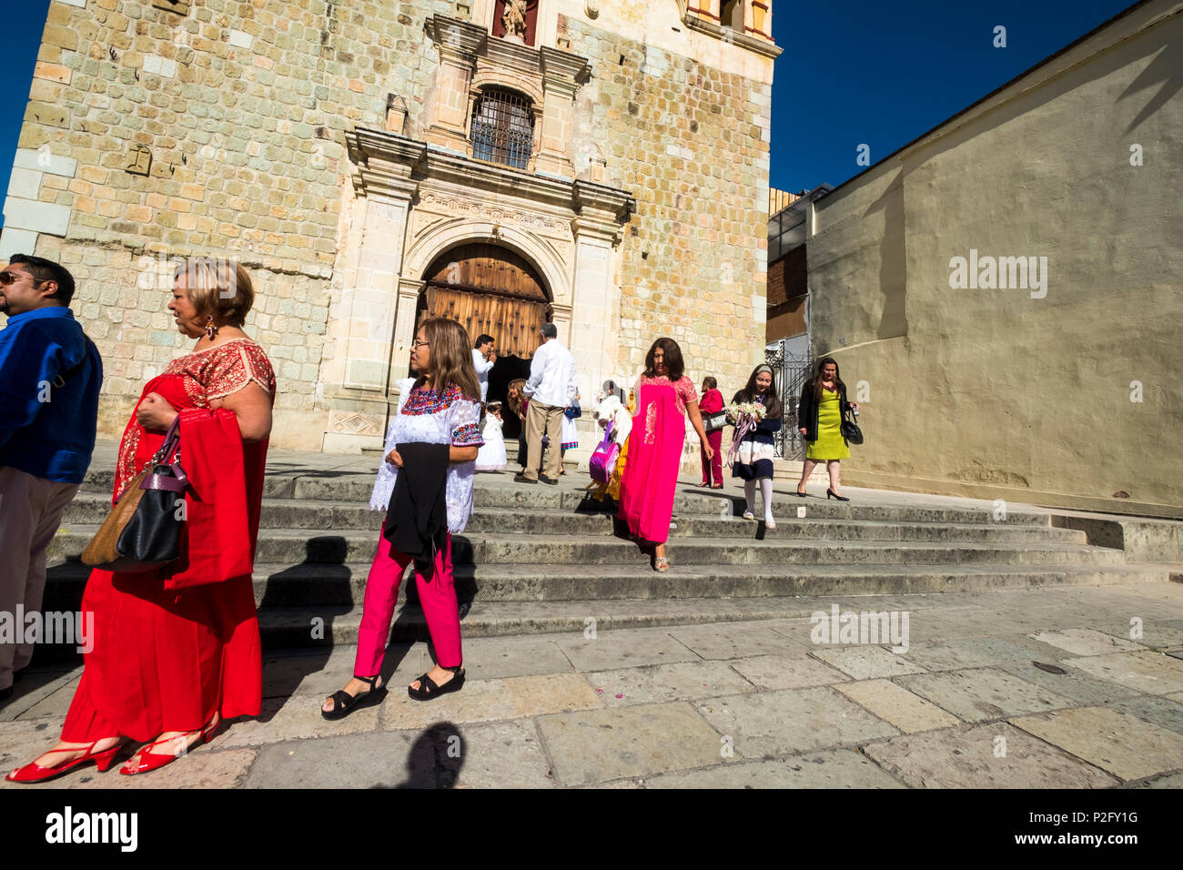 Iglesia Sangre de Cristo auf der Straße Macedonio Alcala in der Mitte der Stadt Oaxaca im Süden Mexikos Stockfoto