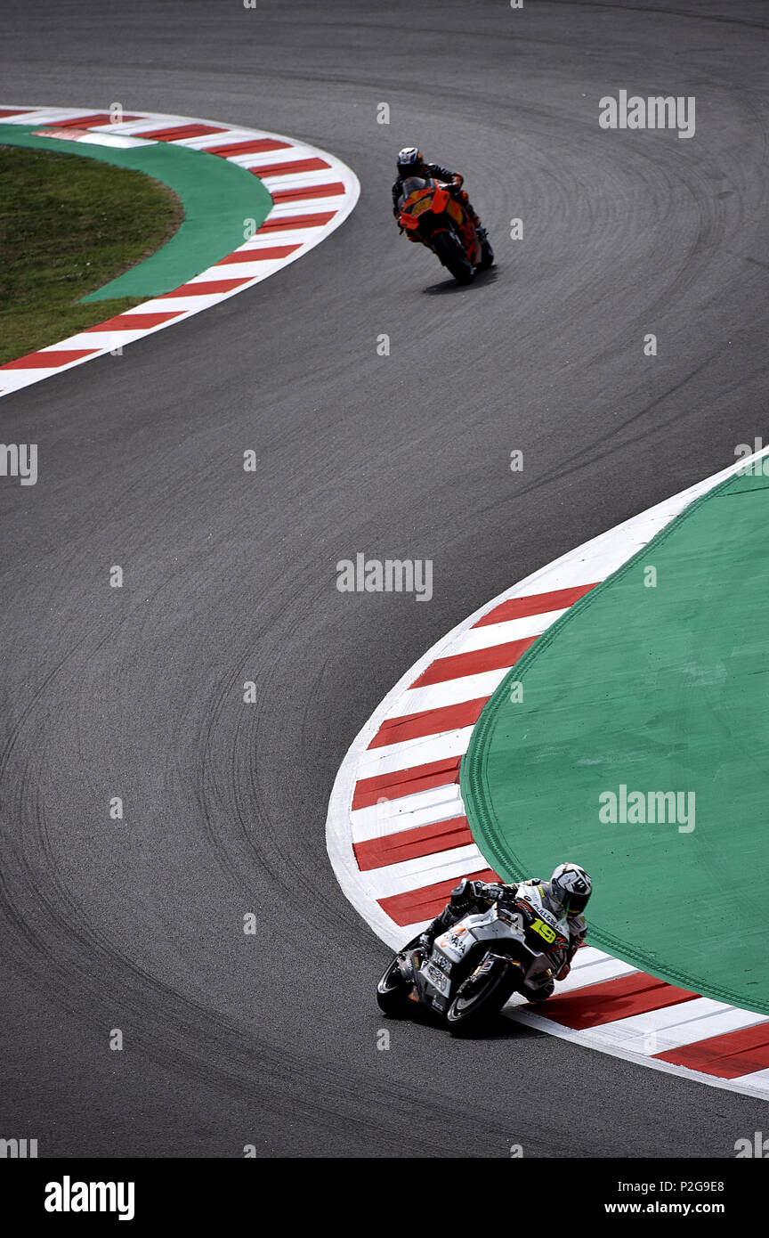 Montmelo, Spanien. 15 Jun, 2018. Alvaro Bautista (19) von Spanien und Angel Nieto Team Ducati, Pol Espargaro (44) von Spanien und Red Bull KTM Factory Racing KTM im freien Training des Gran Premi Monster Energy de Catalunya, Circuit de Catalunya, Montmelo, Spanien. Am 15. Juni 2018. Credit: CORDON PRESSE/Alamy leben Nachrichten Stockfoto