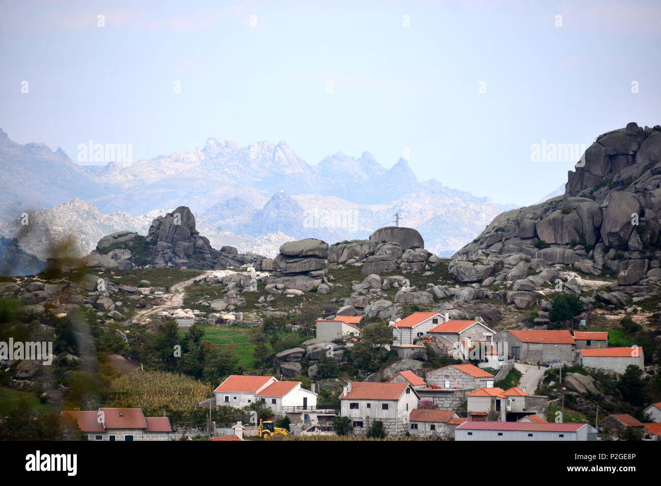 In der Nähe von Pitoes das junias in Parque Nacional de Peneda-Geres, Minho, Northwest-Portugal, Portugal Stockfoto