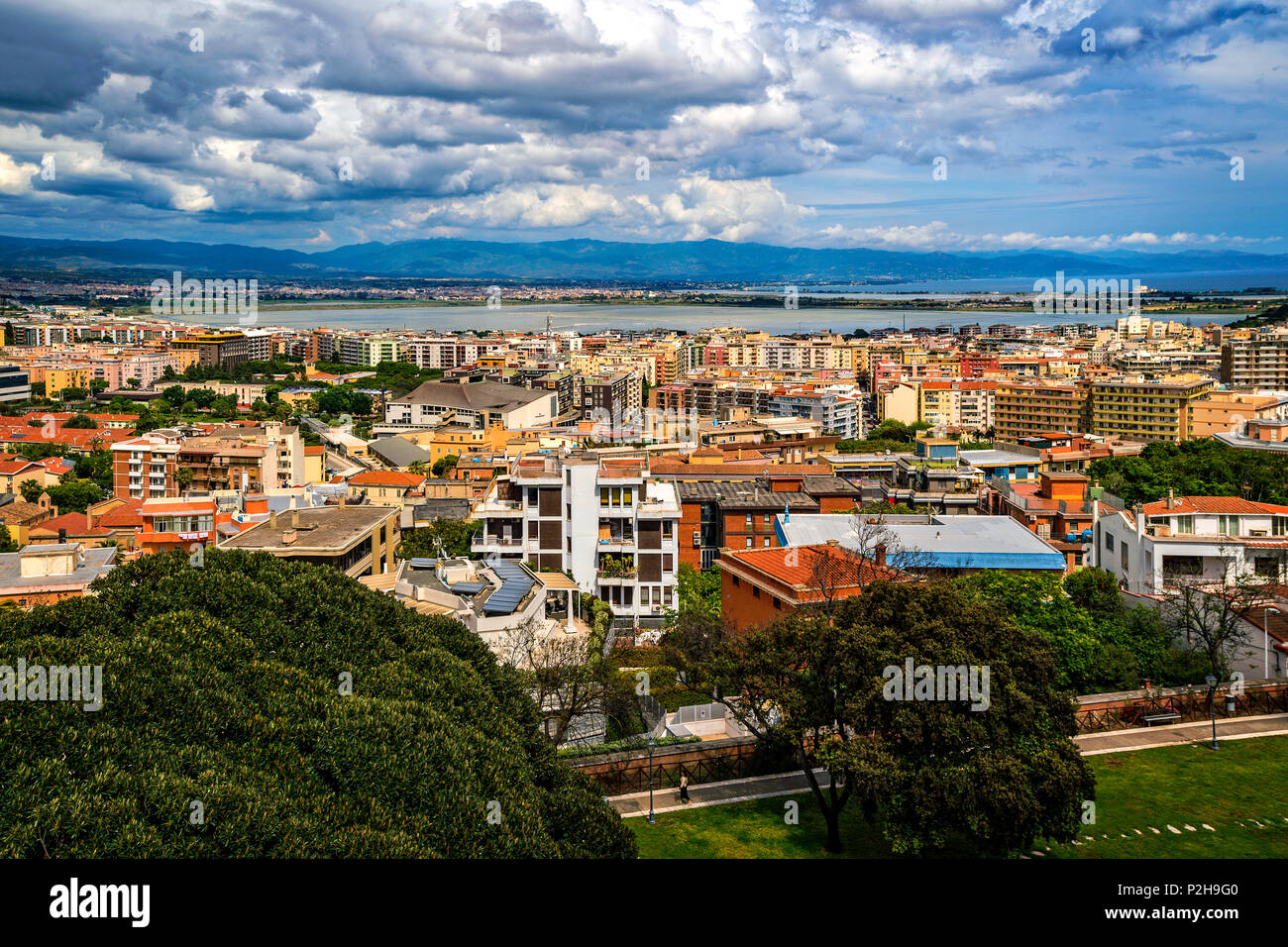 Italien Sardinien Cagliari Blick vom Belvedere Stadt und Teich von Molentargius Stockfoto