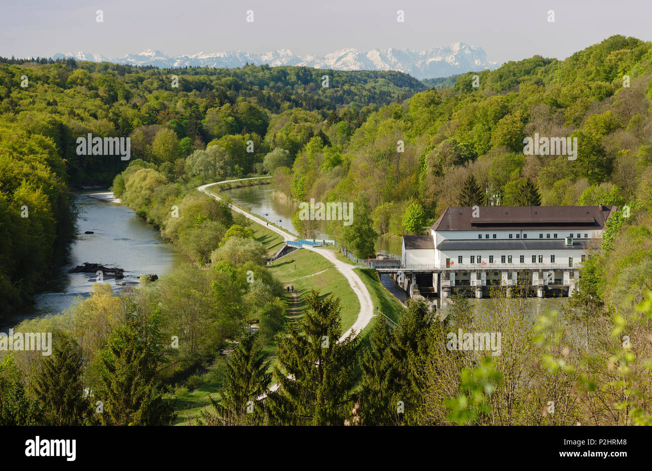 Blick auf das Isartal und in die Bayerischen Alpen mit Zugspitze, Isarkanal, Kraftwerk, Pullach, südlich von München, München, Uppe Stockfoto