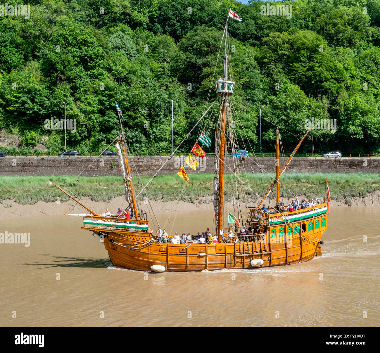 Die Matthäus Nachbau des Schiffes von John Cabot verwendet, um Neufundland 1497 zu Segeln, Segeln Avon Gorge in der Nähe von Clifton Suspension Bridge in Bristol. Stockfoto