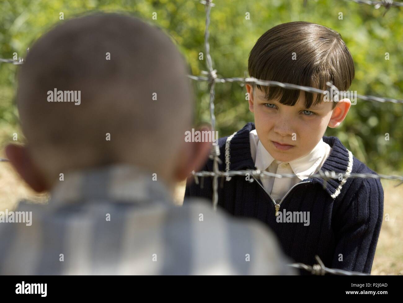 Der Junge Im Gestreiften Pyjama Film Der junge im gestreiften pyjamajahr -Fotos und -Bildmaterial in hoher