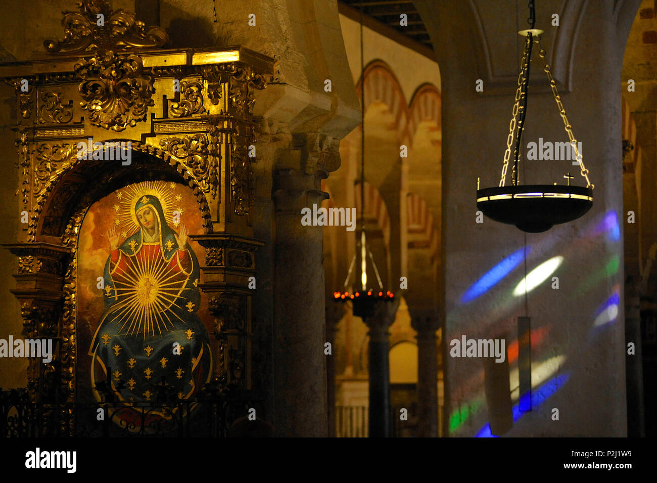 Christliche Einrichtung, Darstellung der Jungfrau Maria in der Mezquita, Cordoba, Andalusien, Spanien Stockfoto