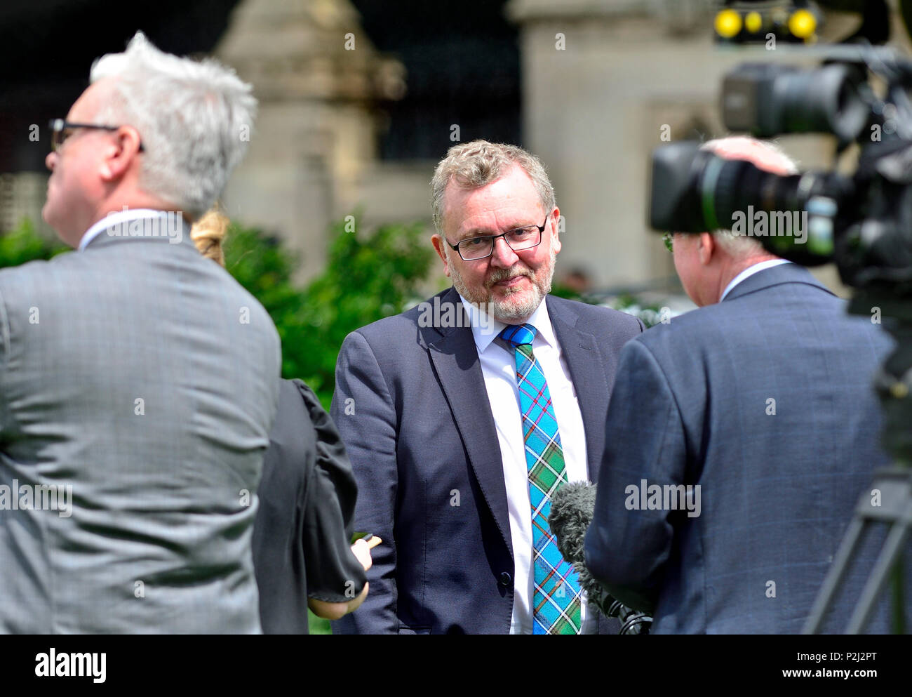 David Mundell MP (Con: Neu-isenburg, Clydesdale und Tweeddale) Minister für Schottland auf College Green, Westminster Stockfoto
