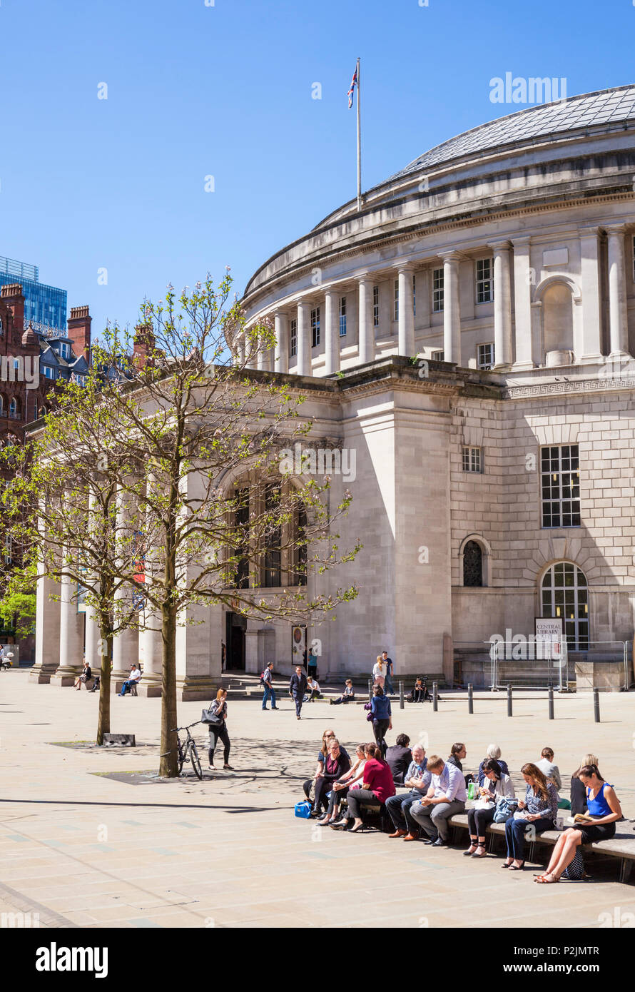 England Manchester England Greater Manchester Stadtzentrum Stadtzentrum Manchester Central Library St Peters Square im Stadtzentrum von Manchester Manchester UK Stockfoto